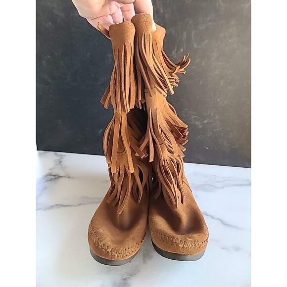 Minnetonka Brown Fringe Boots Size 7 - Picture 2 of 10